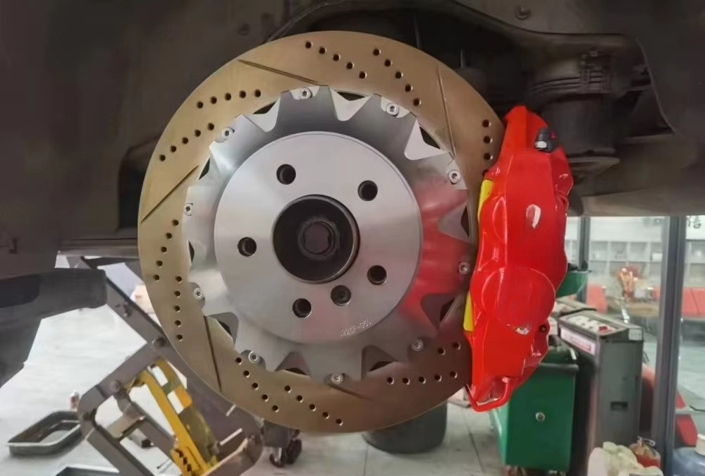 FECCR OEM ODM Brake Caliper Ki - Forged Front Brake Caliper 4 Piston 评论和价格